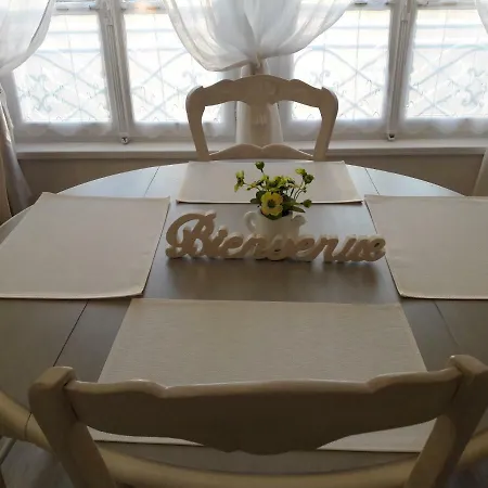 Apartment Chic En
